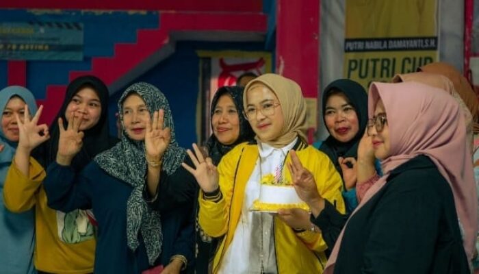 Pemuda Generasi Muda, Putri Nabila Damayanti Selenggarakan Putri Cup Badminton