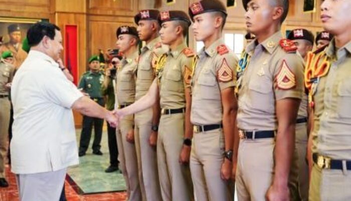 Menhan Prabowo Resmikan Ruang Makan Husein Akmil Magelang