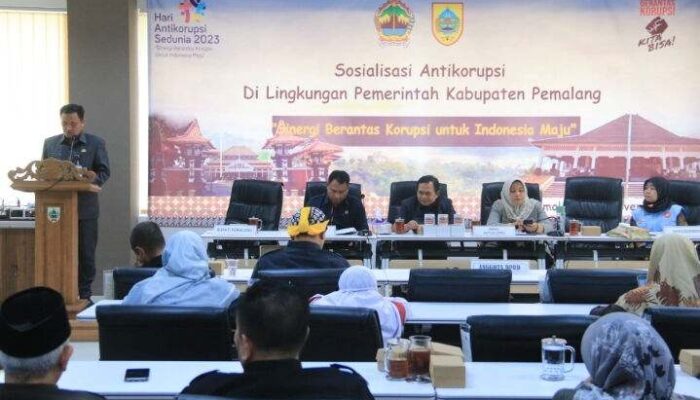 Bupati Ajak DPRD dan Pemerintah Kabupaten Pemalang Jalin Komitmen Bersama Pada Sosialisasi Anti Korupsi