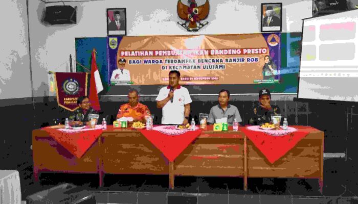 Bupati Pemalang Serahkan Bantuan Peralatan Pembuatan Bandeng Presto Di Kecamatan Ulujami