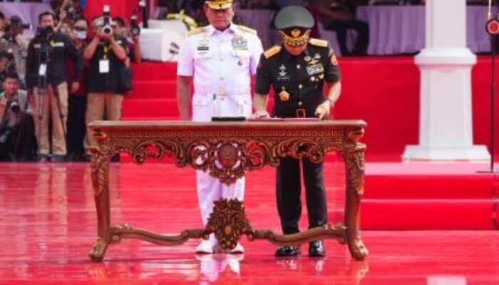 Serah Terima Jabatan Panglima TNI dari Laksamana TNI Yudo Margono Kepada Jenderal TNI Agus Subiyanto