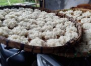 Kerupuk Rengginang Mengoneng Merambah pasaran Lampung dan Menado