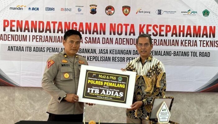 Polres dan ITB ADIAS Pemalang Lakukan Penandatanganan MoU Tri Dharma Perguruan Tinggi