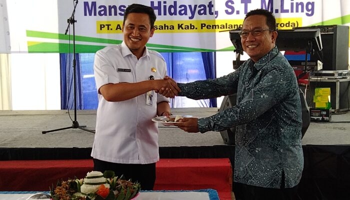 Sehari Menjelang Cuti, Bupati Pemalang Resmi Luncurkan TPST Surajaya