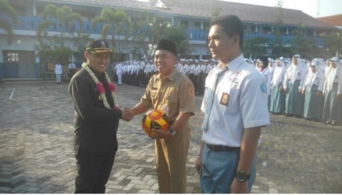 Bupati Pemalang Dorong Lulusan SMK Jadi Pengusaha Muda