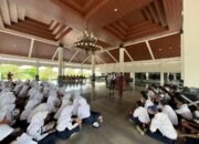 Anggota DPRD Kabupaten Pemalang Terima Kunjungan Study SMP Negeri 2 Comal dalam Kegiatan Projek P5