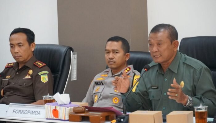 DPRD Kabupaten Pemalang Bahas Pengelolaan Sampah Bersama OPD dalam Rapat Gabungan