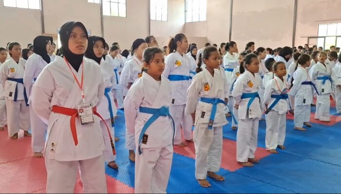 303 Atlet Putra dan Putri Ikuti Ajang Kejuaraan Karate Piala Forki Kabupaten Kendal 2025