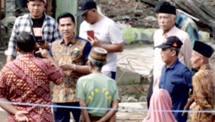 Wabup Kendal Tinjau Daerah Terdampak Bencana Banjir Bandang dan Tanah Longsor