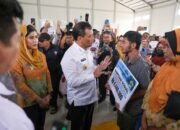 Kikis Kemiskinan Gubernur Jateng Salurkan Berbagai Bantuan Sosial 