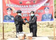 Operasi Pekat Candi 2025: Satreskrim Polres Kendal Musnahkan 23 Kilogram Bubuk Mesiu Black Powder
