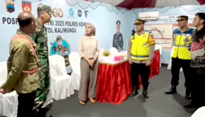 Bupati Kendal Pantau Arus Mudik Idhul Fitri 2025 Di Empat Titik Posko