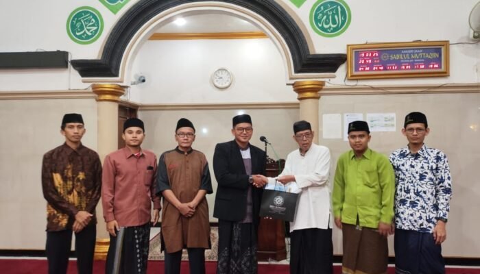 Pesantren MBS Bumiayu Gelar Safari Ramadhan Berakhir di Wangon Banyumas