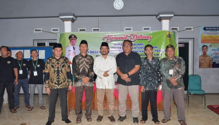 Bupati Anom Hadiri Penutupan Bazar UMKM Ramadhan di Desa Kreyo, Apresiasi Semangat Kewirausahaan Lokal