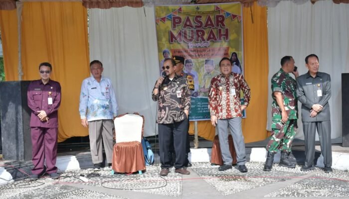 Bupati dan Wakil Bupati Pemalang Buka Pasar Murah Bersubsidi di Depan Pendopo, Bantu Masyarakat Penuhi Kebutuhan Pokok