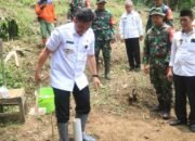 Bupati Mansur Hidayat Awali Pembangunan Jalan Alternatif Semingkir-Warukumpul Pasca Longsor