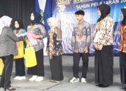 Pelepasan Siswa SMP N 1 Paguyangan Berjalan Penuh Rasa  Sukur dan Khidmat