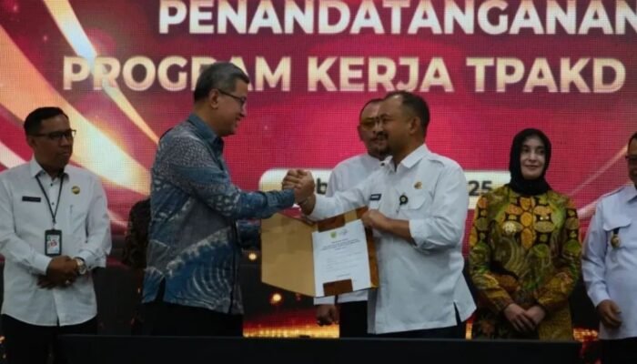 Bupati Pemalang Hadiri Rapat Pleno TPAKD