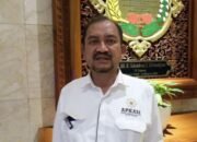 Bupati Anom Larang Keras Jual Beli Seragam dan LKS di Sekolah Negeri
