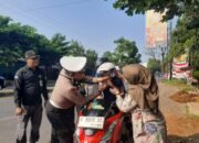 Oprasi Patuh Candi 2025 Kembali Digelar Satuan Lalu Lintas Polres Pekalongan Di Tugu Km 0. Tercatat 20 Kasus Pelanggaran.