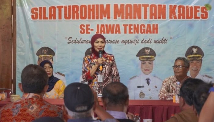 Bupati Kendal: Para Mantan Kepala Desa Berperan Penting Dalam Pembangunan Desa