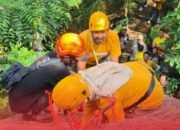 Menguji Nyali di Jalur Besi: Bupati Pemalang Pimpin Reaktivasi Via Ferrata Bukit Mendelem