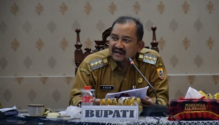 Bupati dan Wakil Bupati Pemalang Pimpin Rakor Penyelenggaraan Pemerintahan Agustus 2025
