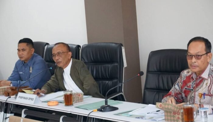Banggar DPRD Pemalang Rapat Bareng TAPD Bahas Evaluasi Gubernur Soal APBD 2024