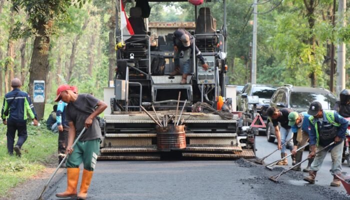 Jalan Pemalang–Bantarbolang Mulai Diperbaiki, Warga Sambut Harapan Jalan Mulus