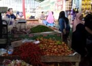 Pasca Kerusuhan Demo, Harga dan Stok Barang di Pasar Seng Terpantau Aman