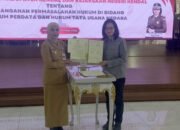 Bupati Kendal dan Kepala Kejaksaan Negeri Kendal Tandatangani Adendum MoU Penanganan Masalah Hukum