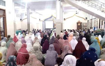 Kajian Ahad Pagi Masjid Istiqlal Bumiayu: Tadabbur Musibah dan Sarapan Bersama Jamaah