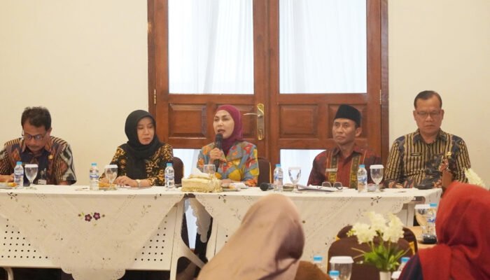 Komisi B DPRD Jawa Tengah Kunker Ke Kendal, Bupati Kendal: Keberadaan KIK Berdampak Besar Terhadap Penurunan TPT