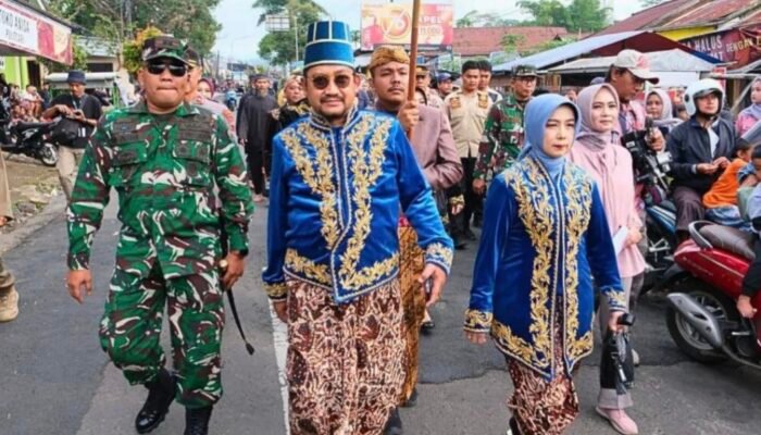 Kirab Agung Banyu Panguripan Puncak Acara FWG Paduan Harmoni Tradisi, Syukur, dan Kemajuan Pembangunan