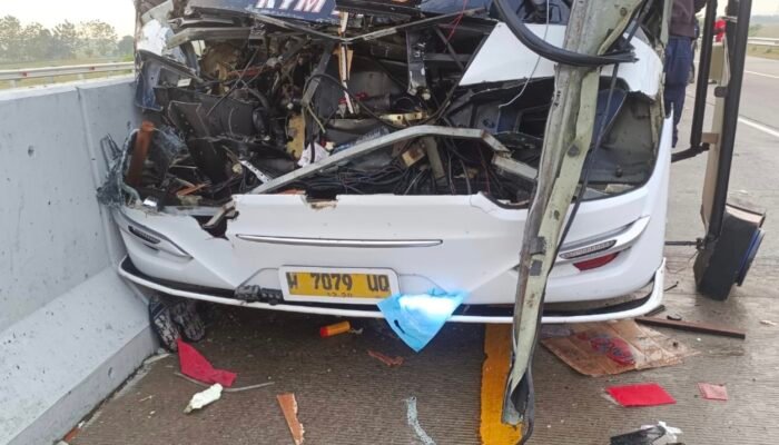 Manajemen PO Rosalia Indah Tegaskan Tidak Ada Kaitan dengan Bus KYM Trans yang Kecelakaan