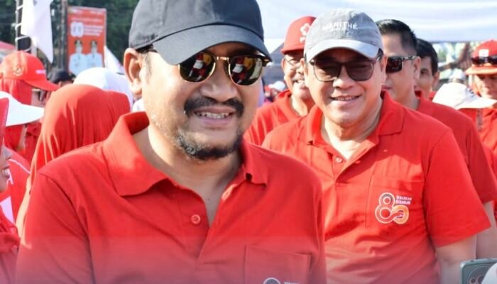 Bupati dan Wabup Senam Bersama Masyarakat Pemalang Meriahkan HUT PMI ke-80