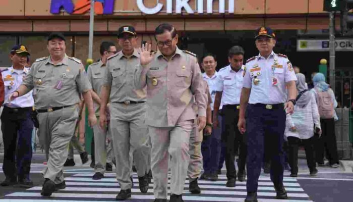 Respon Aspirasi Publik, Gubernur Pramono Hadirkan Pelican Crossing di Stasiun Cikini Jakarta