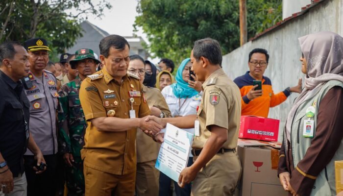 Pemprov Jateng Gerak Cepat Bantu Korban Banjir, Gubernur Lutfi Pastikan Bantuan Harus Tepat Sasaran