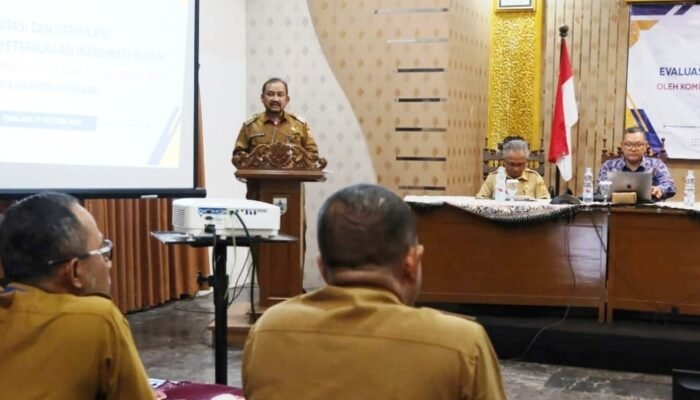 Dorong Keterbukaan Informasi, Bupati Pemalang Wajibkan OPD Aktif di Media Sosial