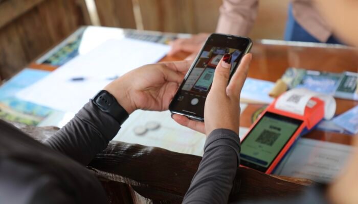 Internet Gratis Ahmad Luthfi Dongkrak Ekonomi dan Wisata Desa-Desa Terpencil di Jawa Tengah