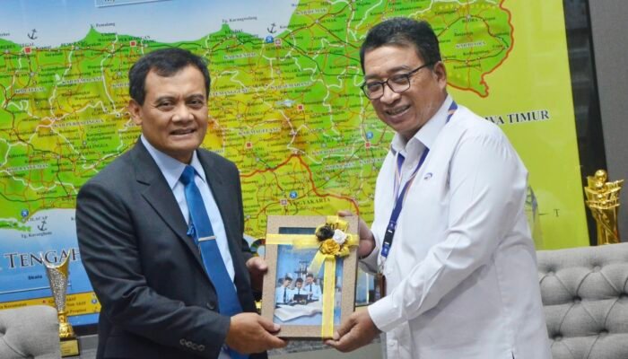 Strategi Vokasi Gubernur Luthfi Panen Apresiasi BPKP, TPT Jateng Turun Signifikan