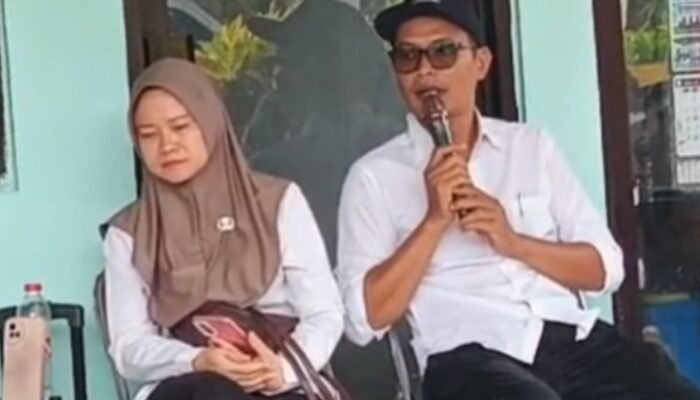 Warga Desa Padek-Pemalang Bongkar Borok Kades, Sekdes Tak Nafsu Makan