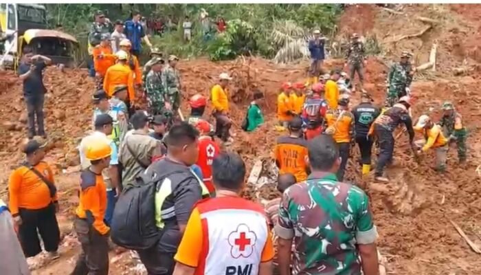 BPBD Jateng Intensifkan Pencarian 20 Warga Hilang Akibat Longsor di Cilacap