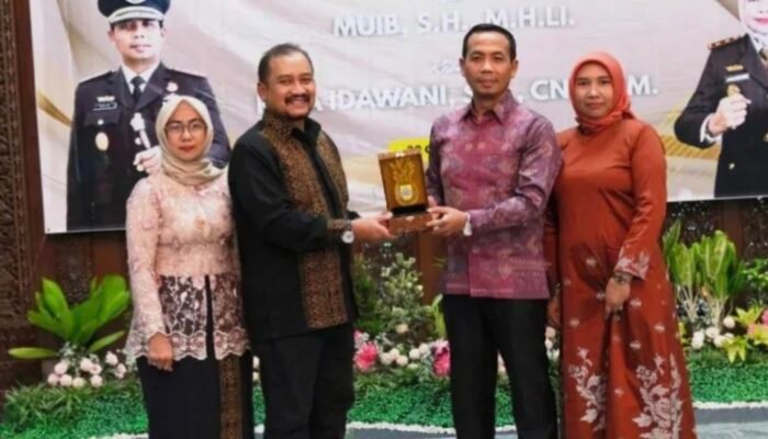 Estafet Kepemimpinan Adhyaksa: Bupati Pemalang Lepas Muib, Sambut Rina Idawani