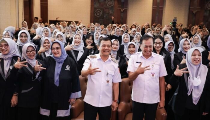 Lantik DPD KPPI Jateng, Ahmad Luthfi Dorong Wujudkan Perempuan Berdaya Lewat Edukasi Politik