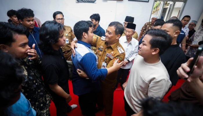 Gubernur Luthfi Tanggung Biaya Hidup Mahasiswa Aceh, Sumut, dan Sumbar di Semarang