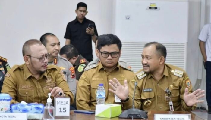 Siap-Siap Nataru 2026! Bupati Pemalang Ikut Rakor Forkopimda Jaga Kondusifitas Jateng