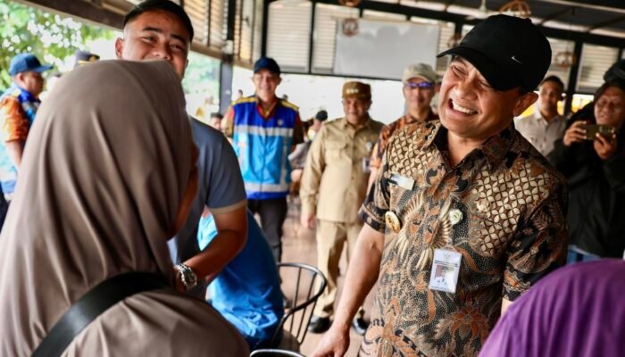 Tinjau Posko Nataru 2025, Ahmad Luthfi Katakan Arus Lalu Lintas Jawa Tengah Masih Landai di H-2