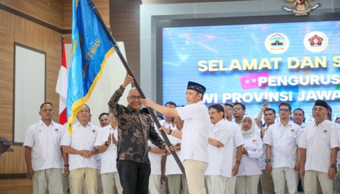 Kepengurusan PWI Jawa Tengah Periode 2025-2030 Resmi Dilantik