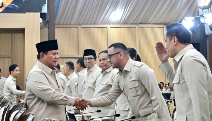 Panglima TNI Hadiri Taklimat Awal Tahun 2026 Presiden RI di Hambalang
